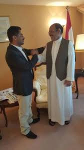 مراقبون علي محسن الاحمر يغازل الحوثيين من الرياض باستضافة البخيتي في قصره وتحميله رسالة الى صنعاء