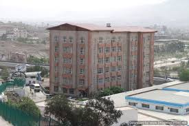 مطالبات واسعة بقرار عاجل بتحويل مستشفى العلوم والتكنولوجيا لمنشأة تعليمية تابعة لجامعة صنعاء