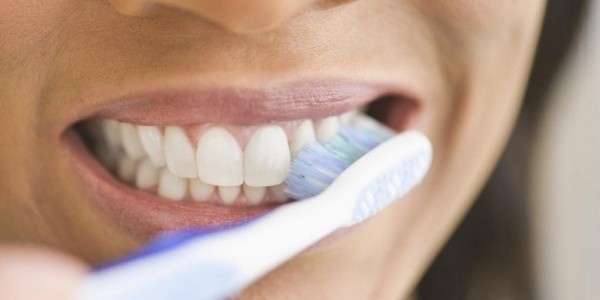 عدم تنظيف الأسنان يسبب السكتات القلبية!